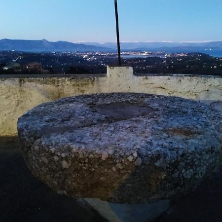 Vila Mary'S House With Panoramic View Agioi Deka  Exteriér fotografie