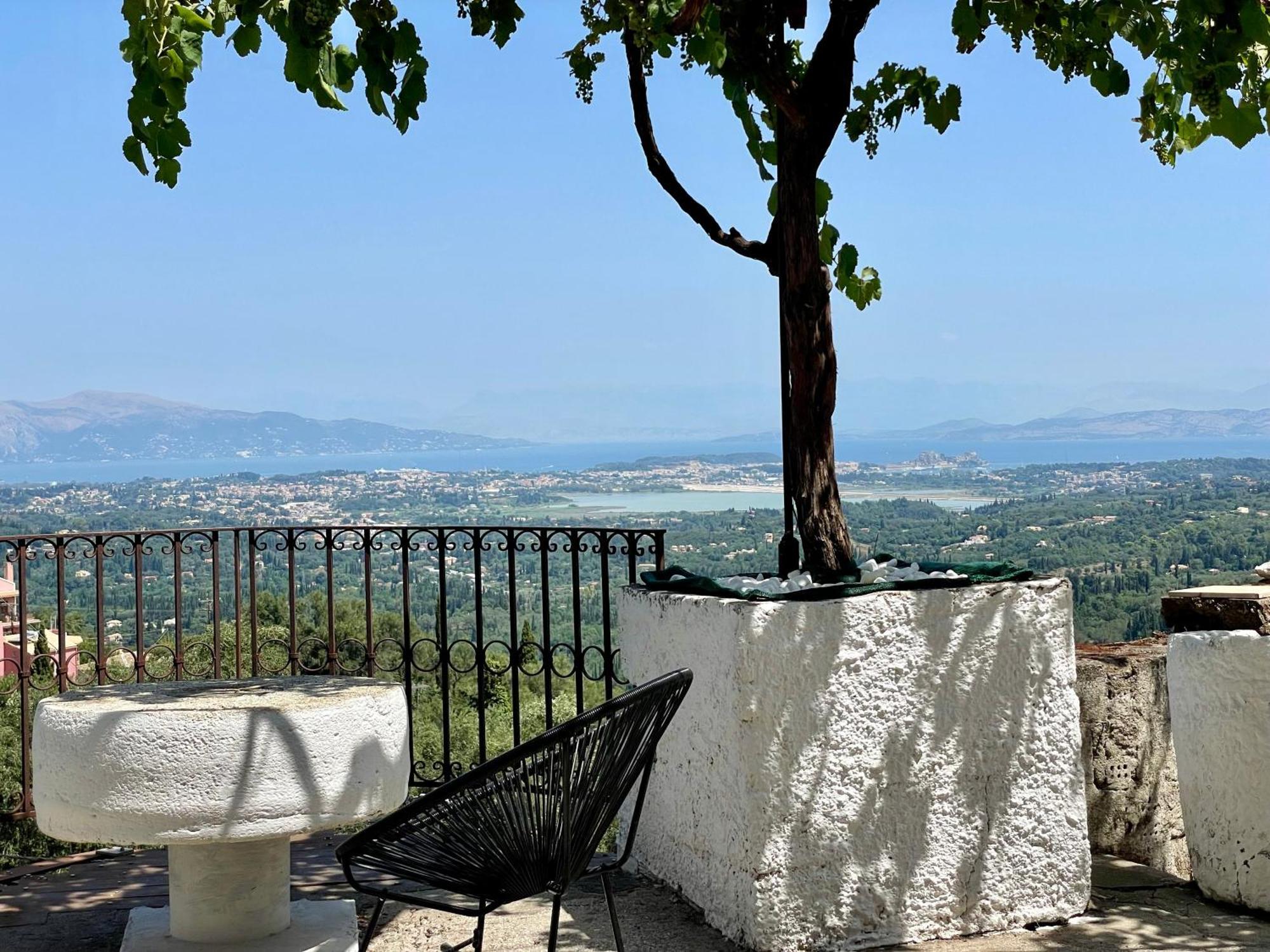 Vila Mary'S House With Panoramic View Agioi Deka  Exteriér fotografie